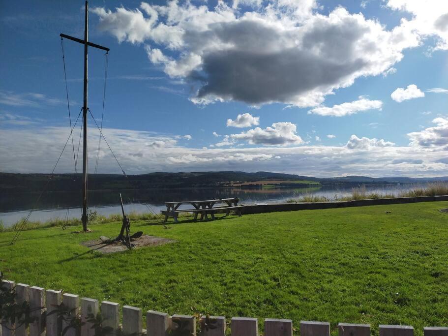 Spacious Sea View Home 5 Miles From Inverness North Kessock Kültér fotó